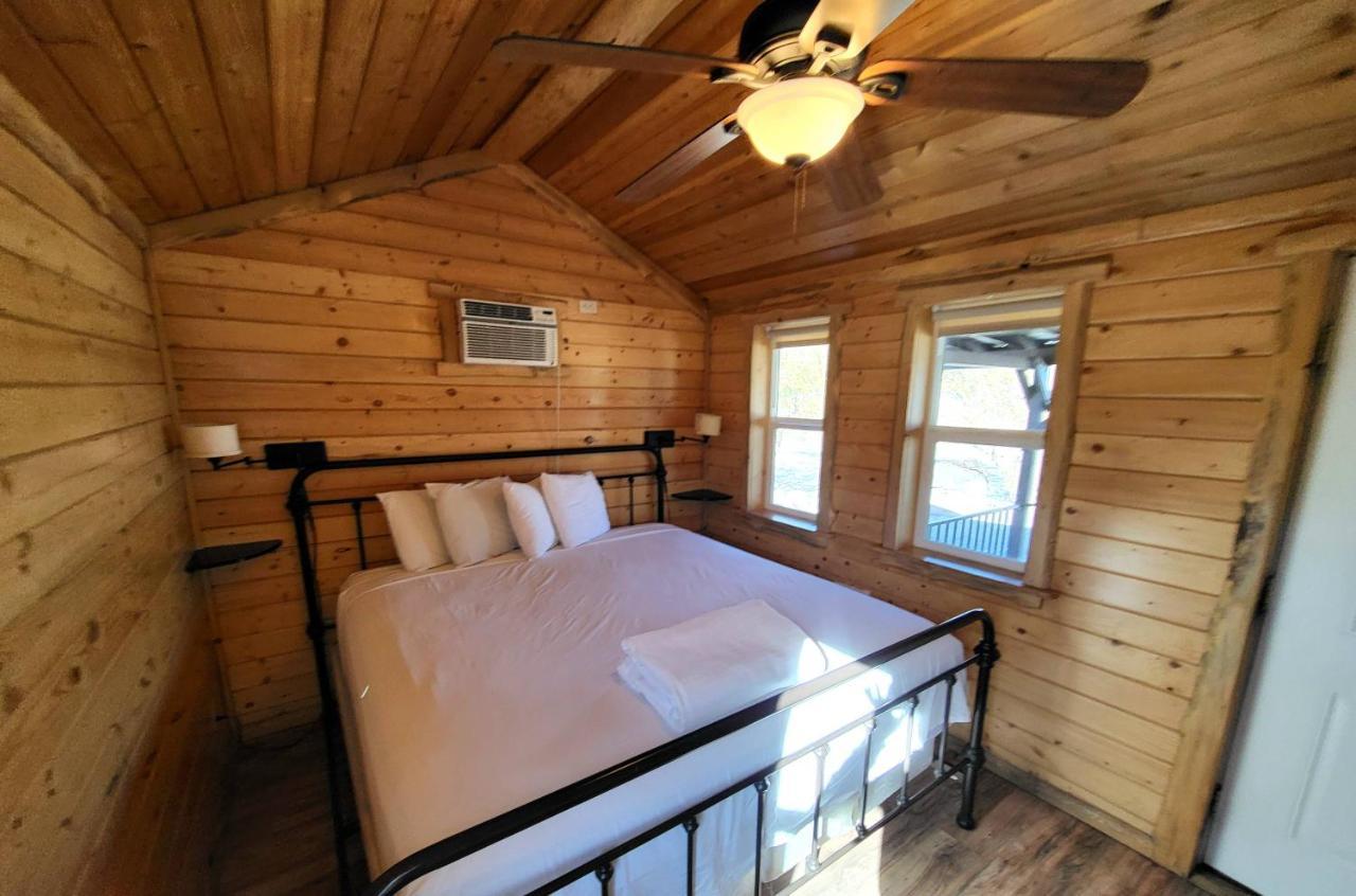 Panamint Springs Motel & Tents Exterior photo
