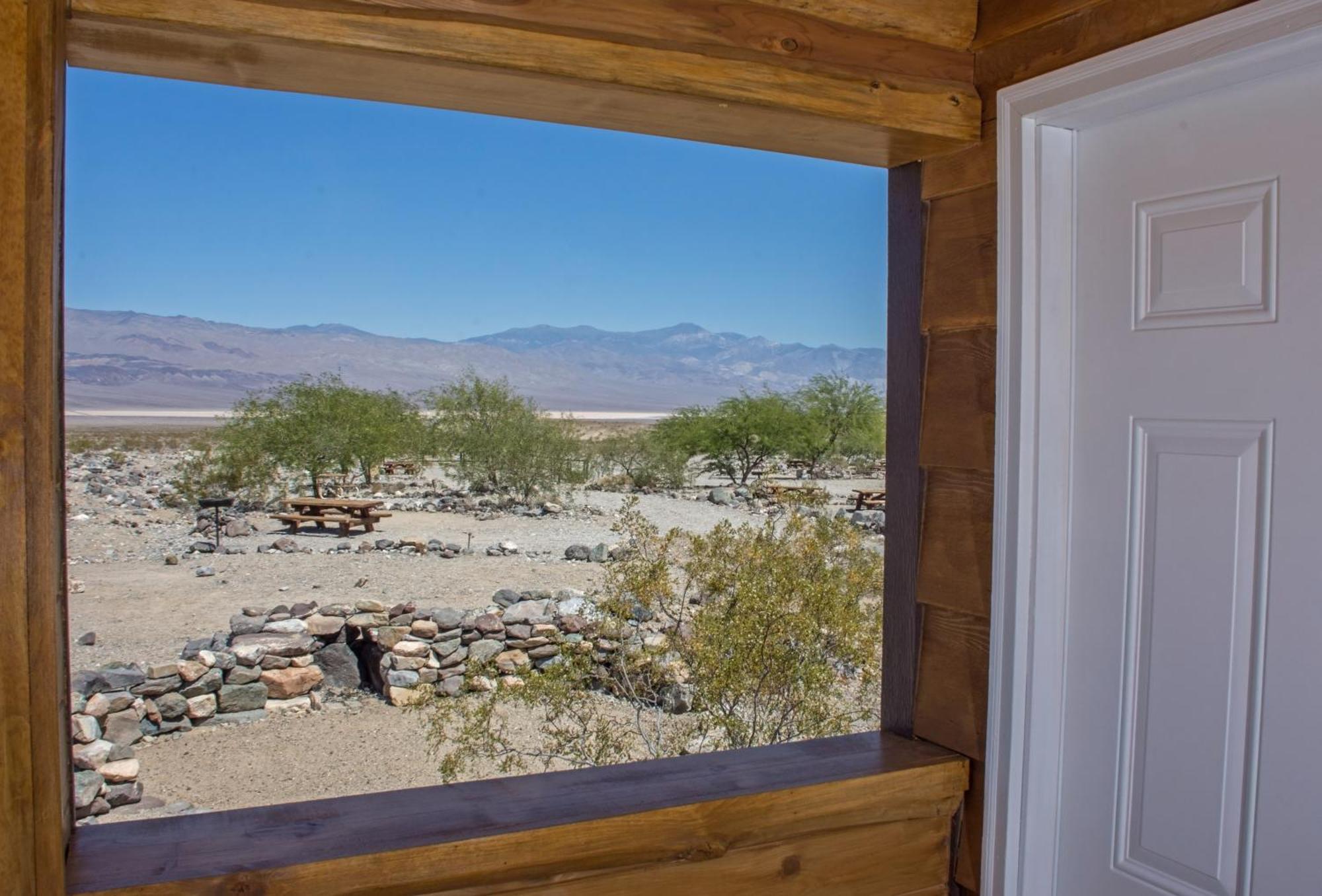 Panamint Springs Motel & Tents Exterior photo